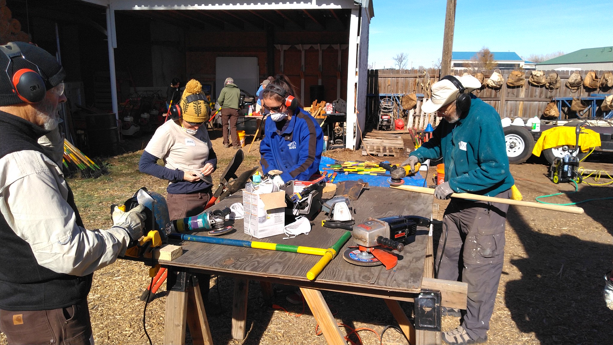 Volunteer Experience - Wildlands Restoration Volunteers